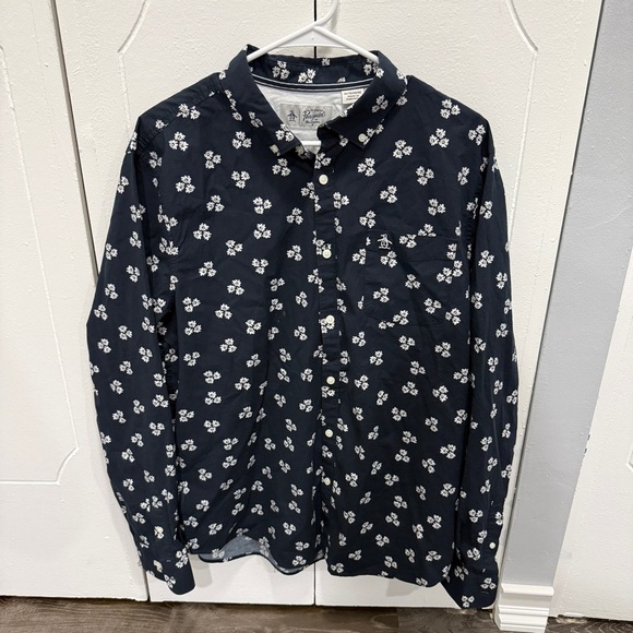 Penguin By Munsingwear Other - An Original Penguin by Munsingwear Blue Flower Button Down Long Sleeve